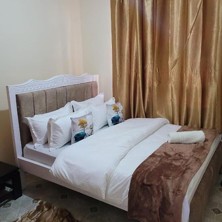 Gloria House Bed & Breakfast Syokimau ภายนอก รูปภาพ