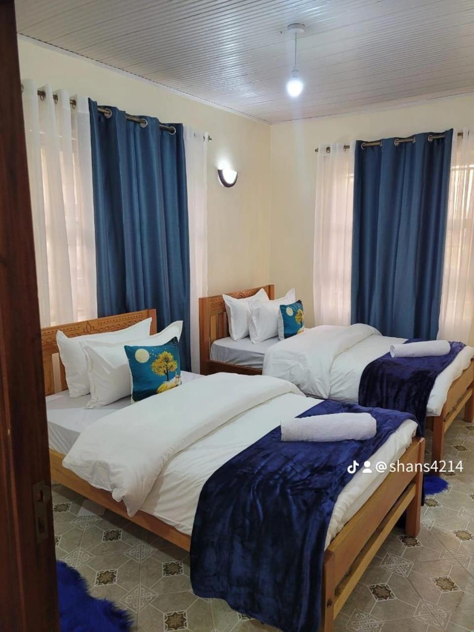 Gloria House Bed & Breakfast Syokimau ภายนอก รูปภาพ